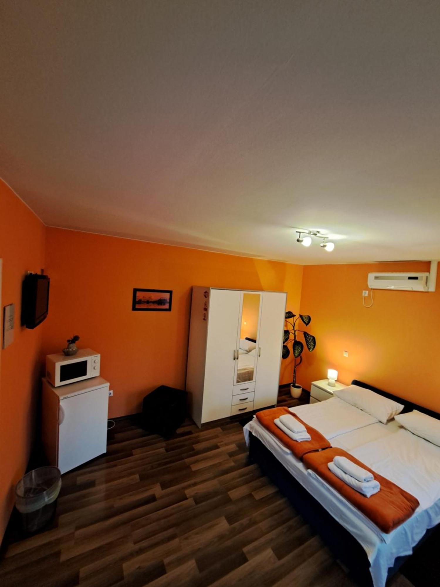 Rooms Modrusan Slunj Eksteriør bilde
